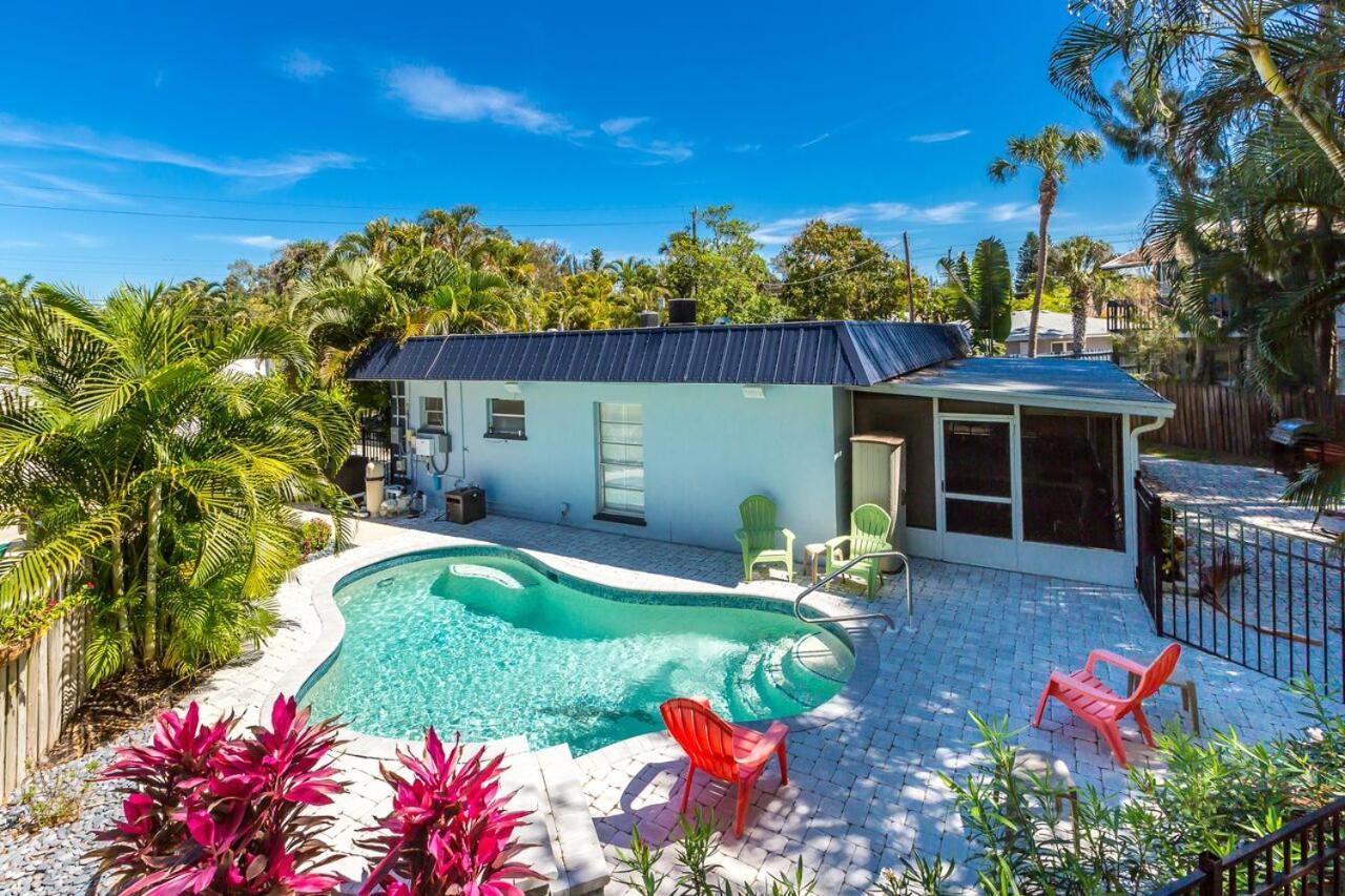 Crescent Street 1138 B, Walk To The Beach, Pool, 1 Bedroom, Pet Friendly *