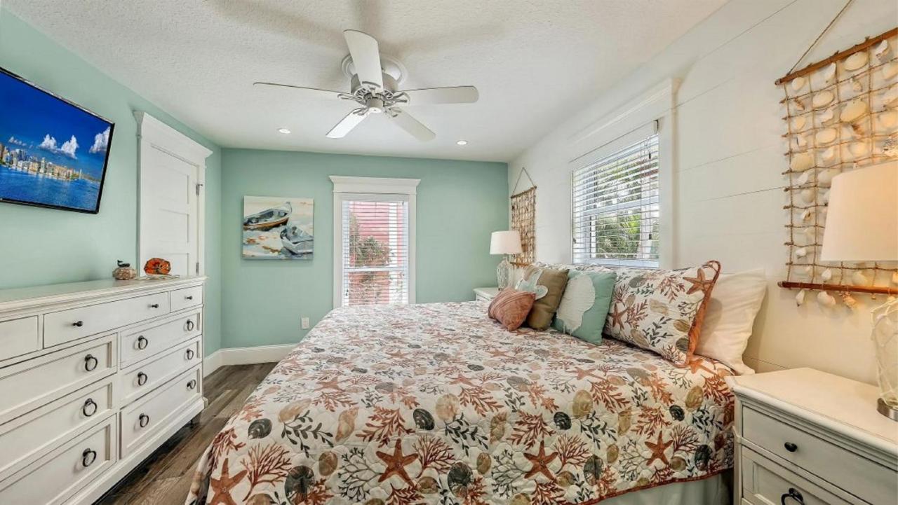 Canal Upper-gorgeous 3 Bed 3 Bath Near Sk Village * Siesta Key