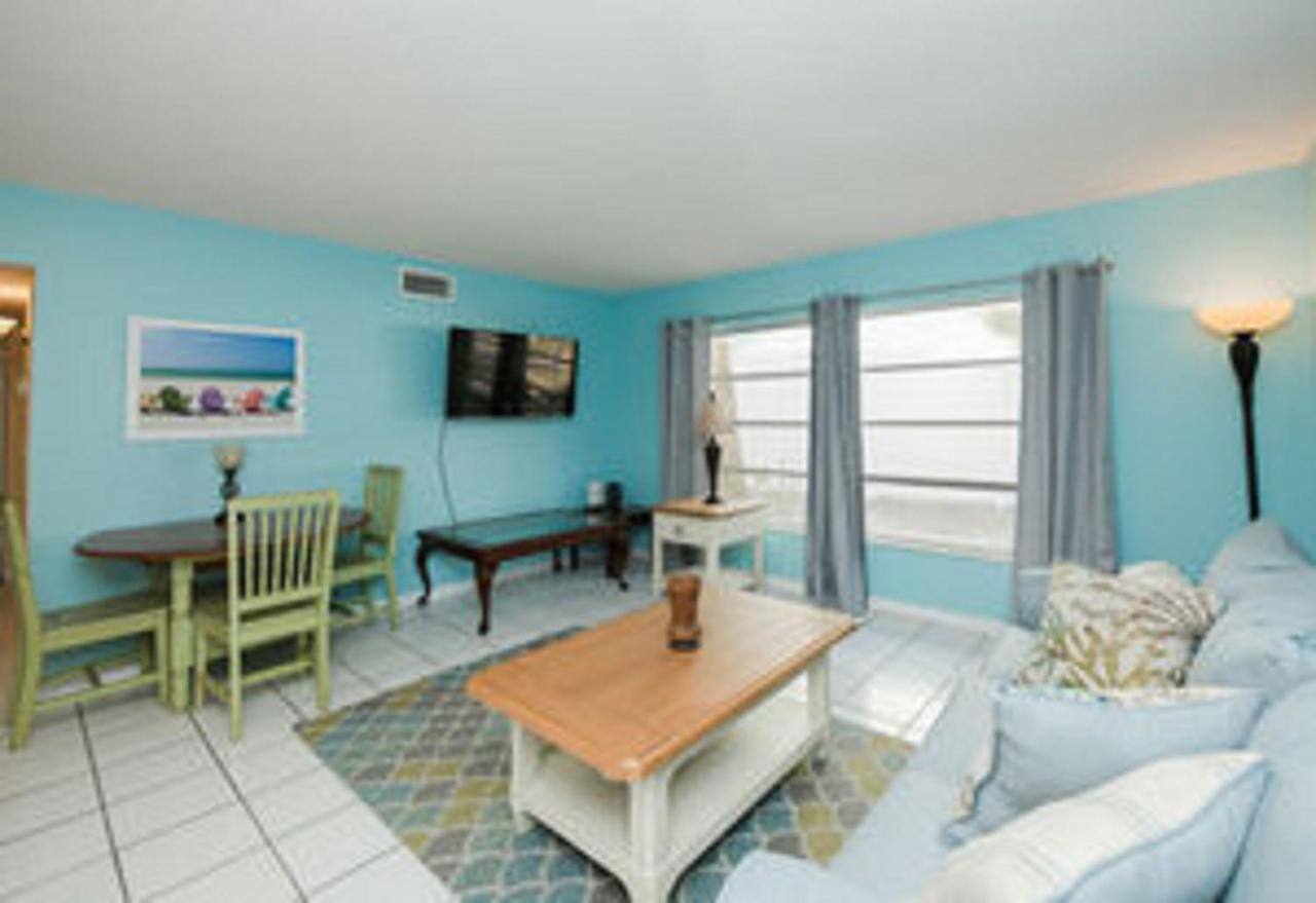 Avenida Lower * Siesta Key