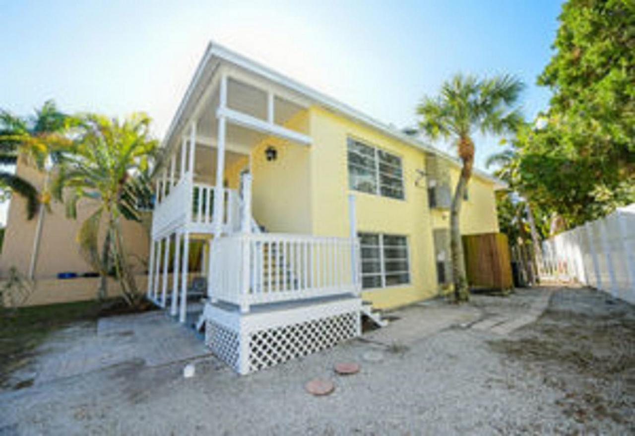 Avenida Lower * Siesta Key