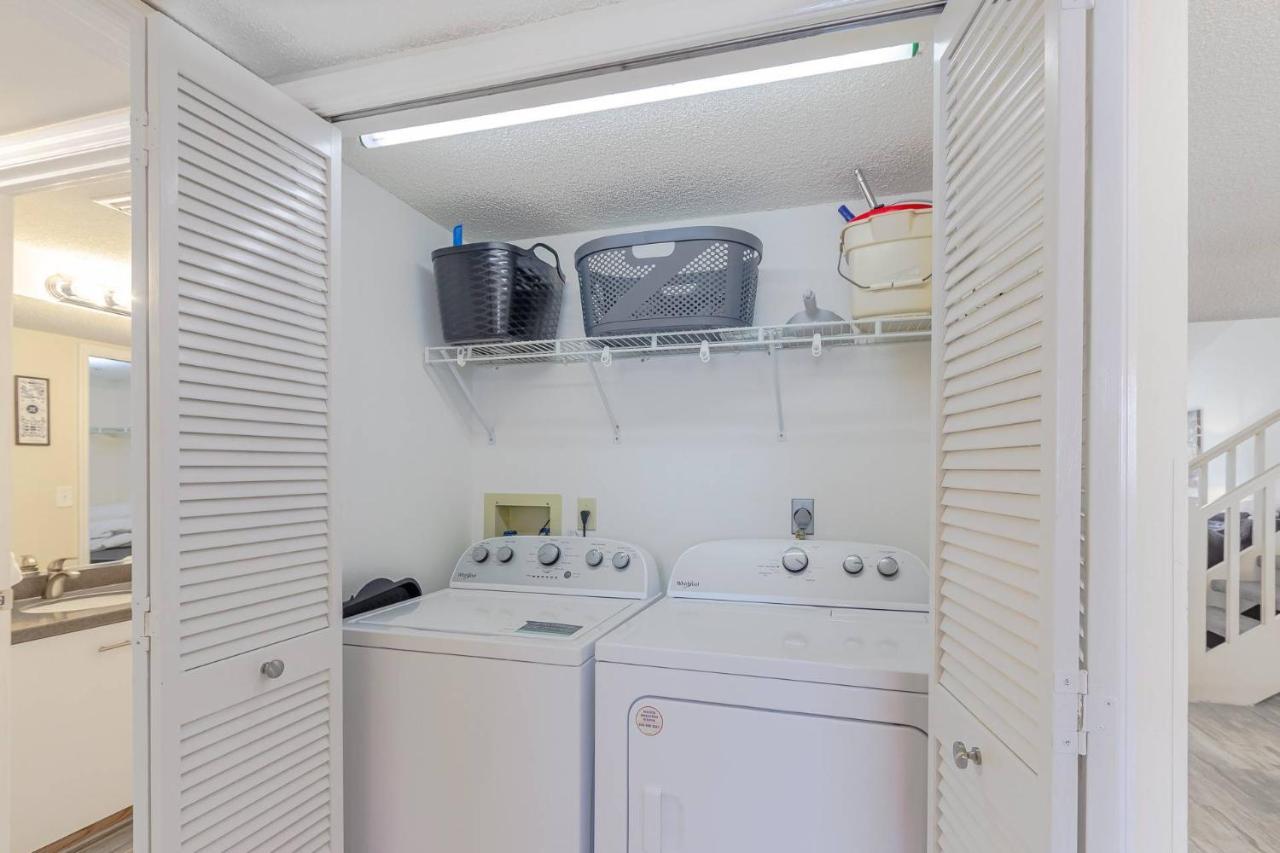 Siesta Bayside 2nd Floor Townhome *
