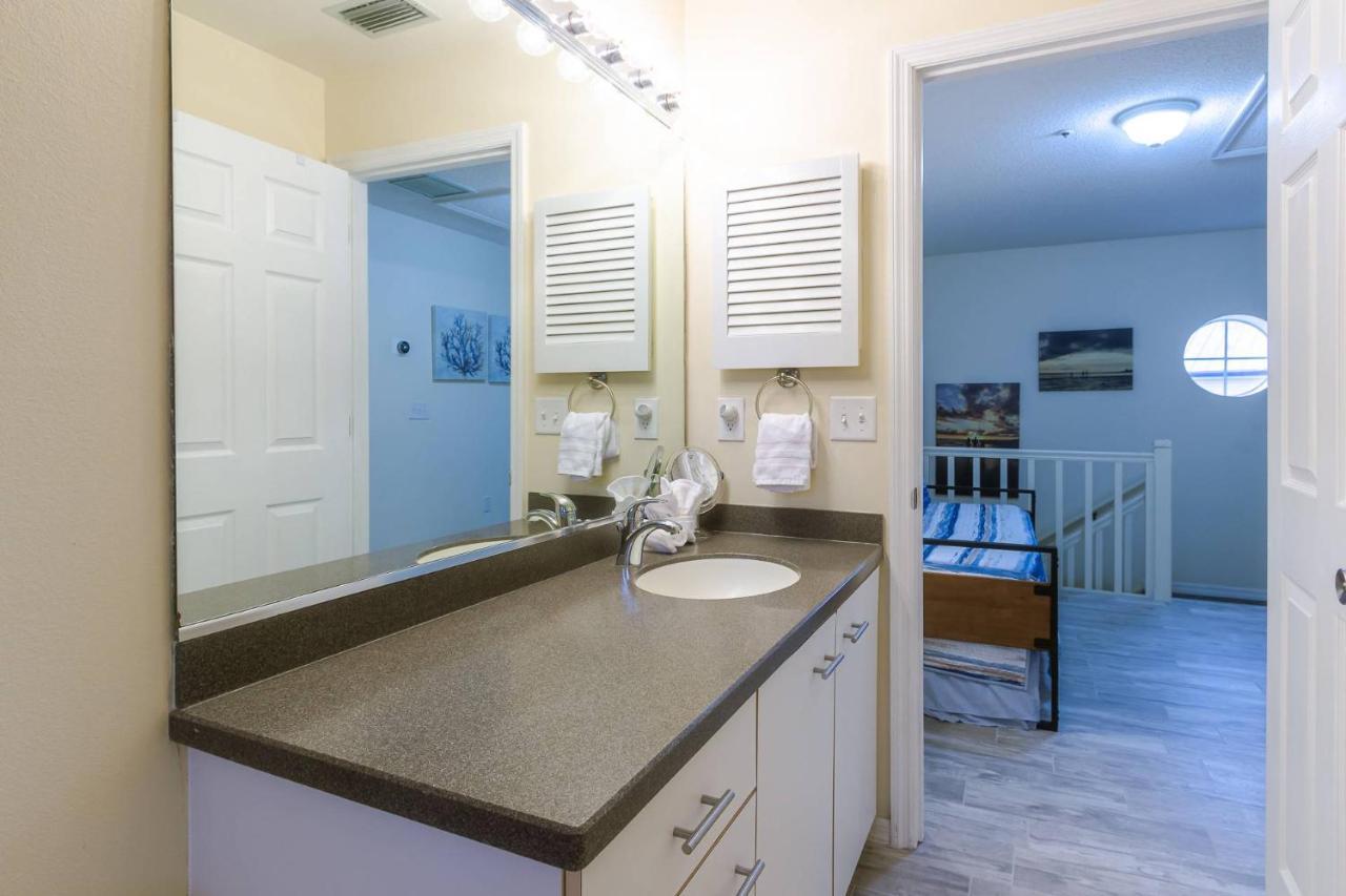 Siesta Bayside 2nd Floor Townhome Holiday home *