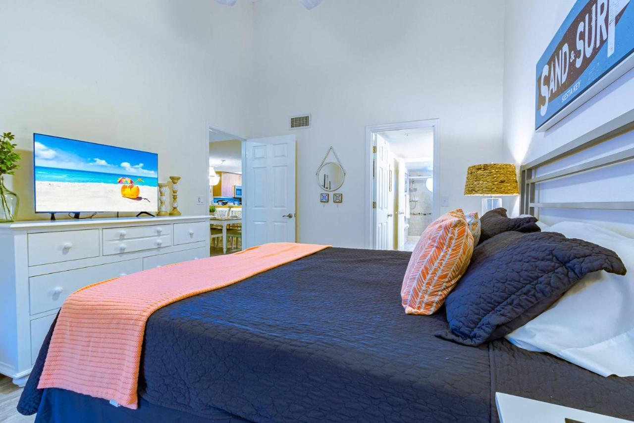 Siesta Bayside 2nd Floor Townhome *
