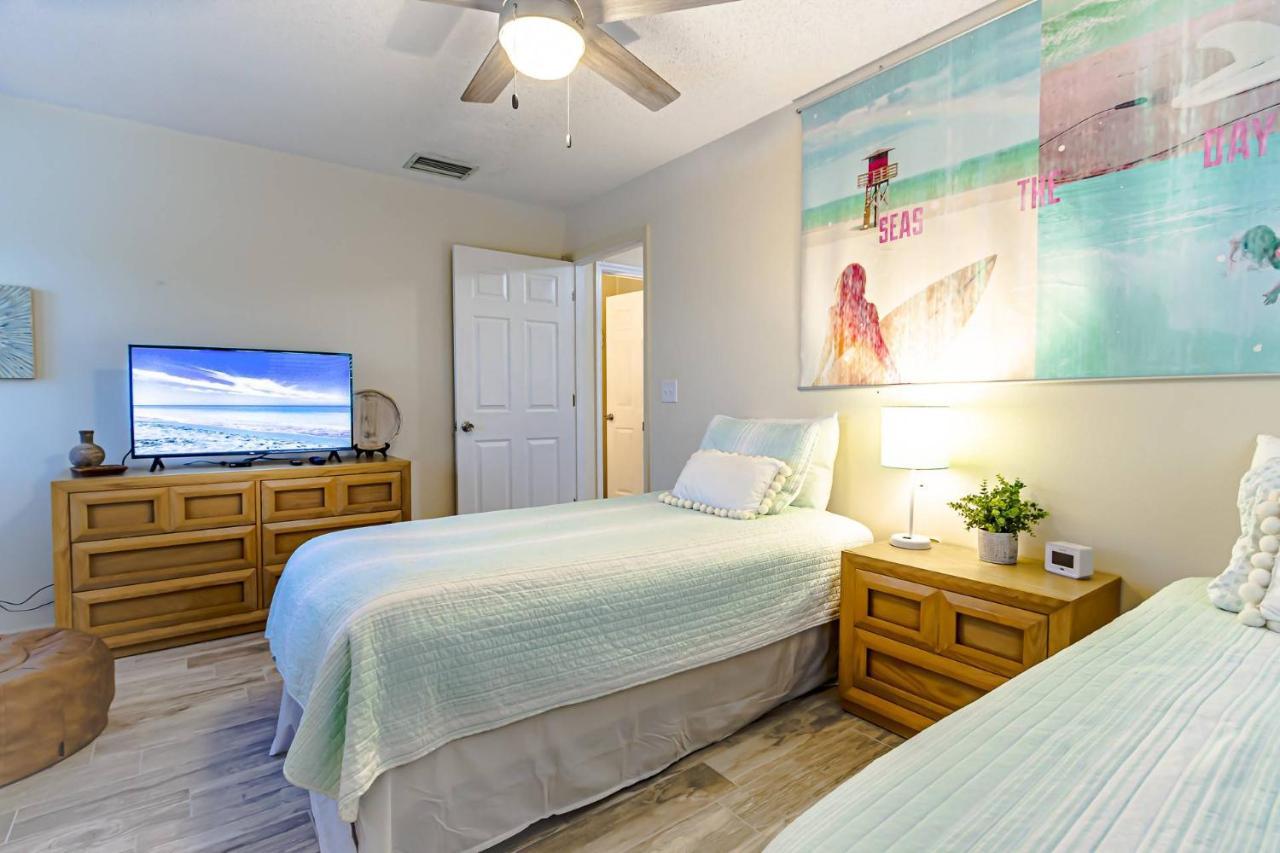 Siesta Bayside 2nd Floor Townhome *