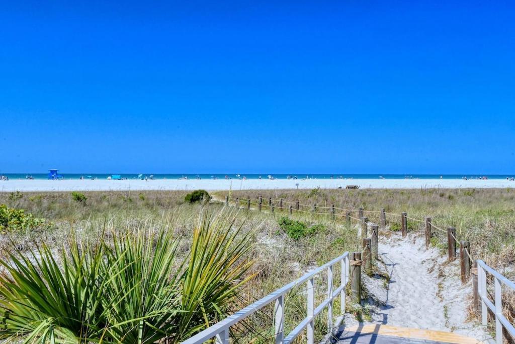 Holiday home Canal 309 - Right In Village! Siesta Key