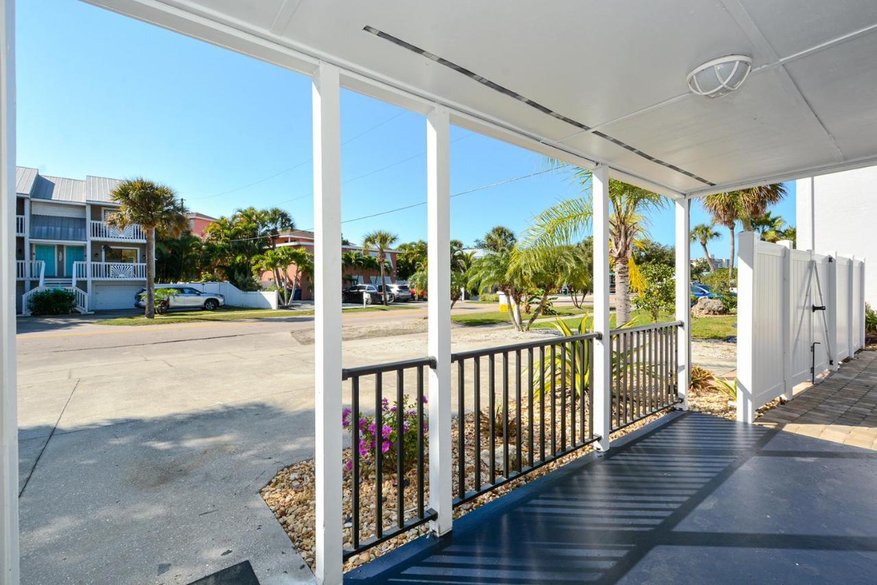 Holiday home Canal 313 - Right In Village! Siesta Key