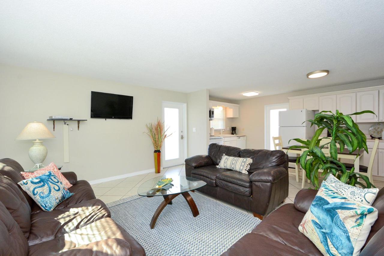 Holiday home Canal 313 - Right In Village!