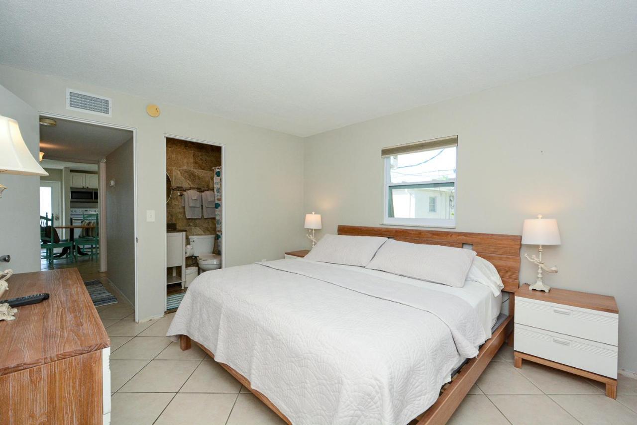 Canal 315 - Right In Village! Siesta Key
