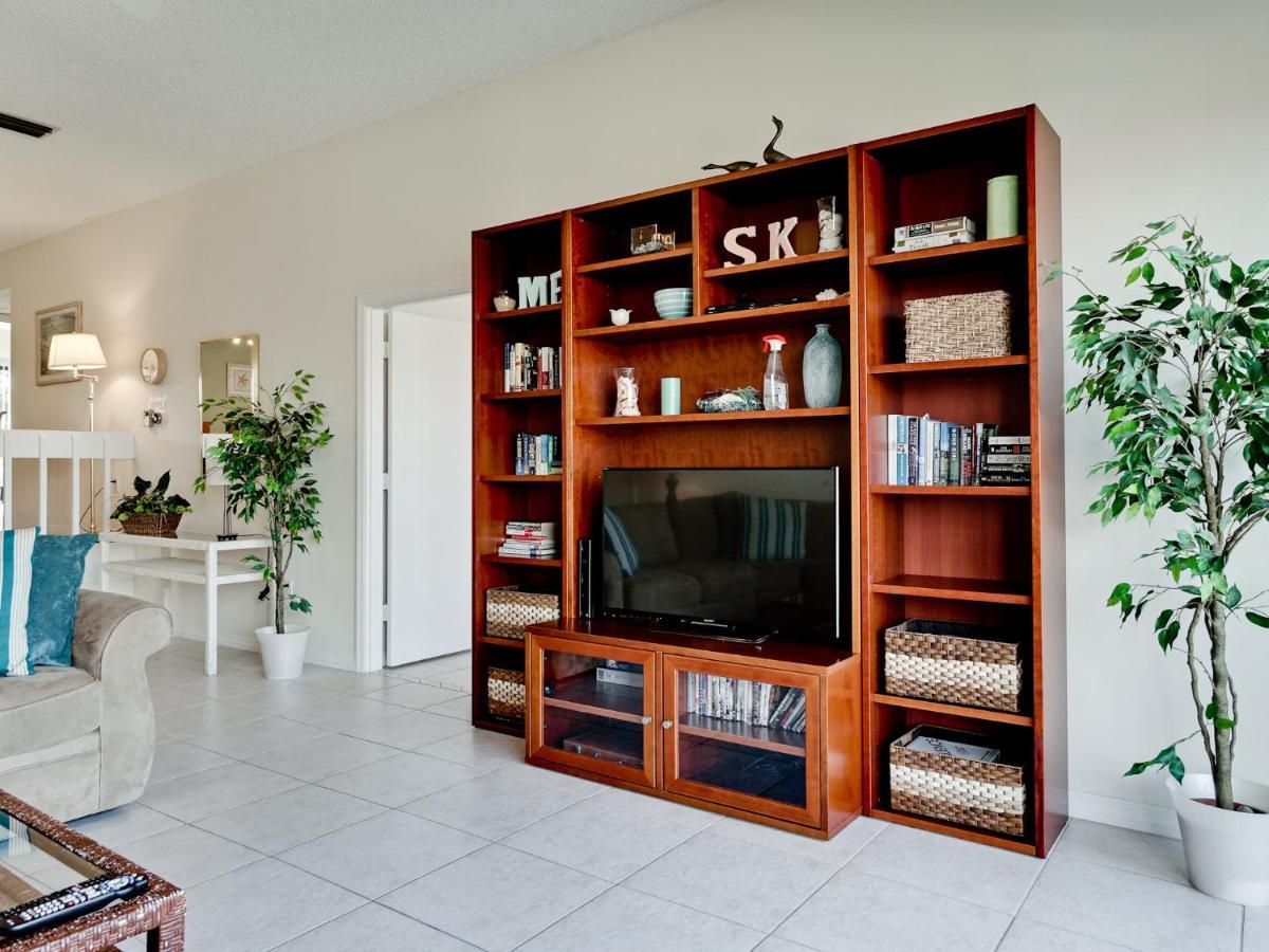 Apartment Our House At The Beach 222, Sleeps 4, 2 Bedroom, Tennis, Heated Pool Siesta Key