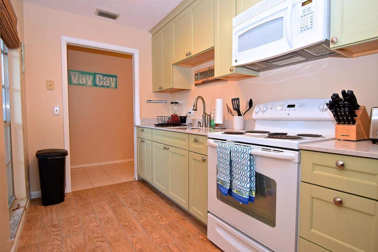 Holiday home Crescent Street 1138 B, Walk To The Beach, Pool, 1 Bedroom, Pet Friendly Siesta Key