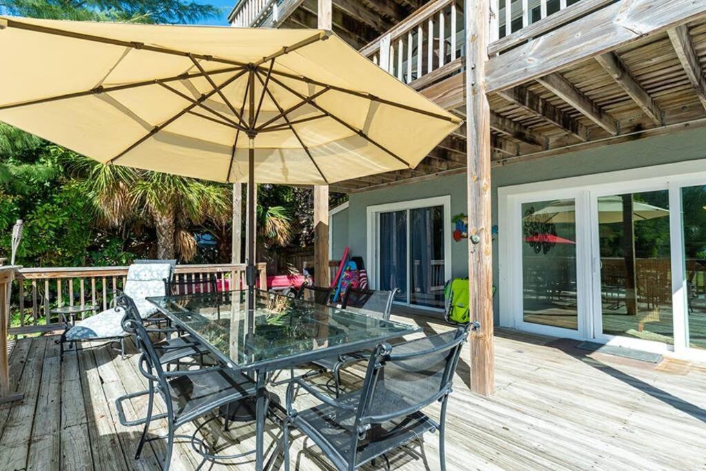Apartment Can't Get Closer To The Than Beachy 3 Bedroom *