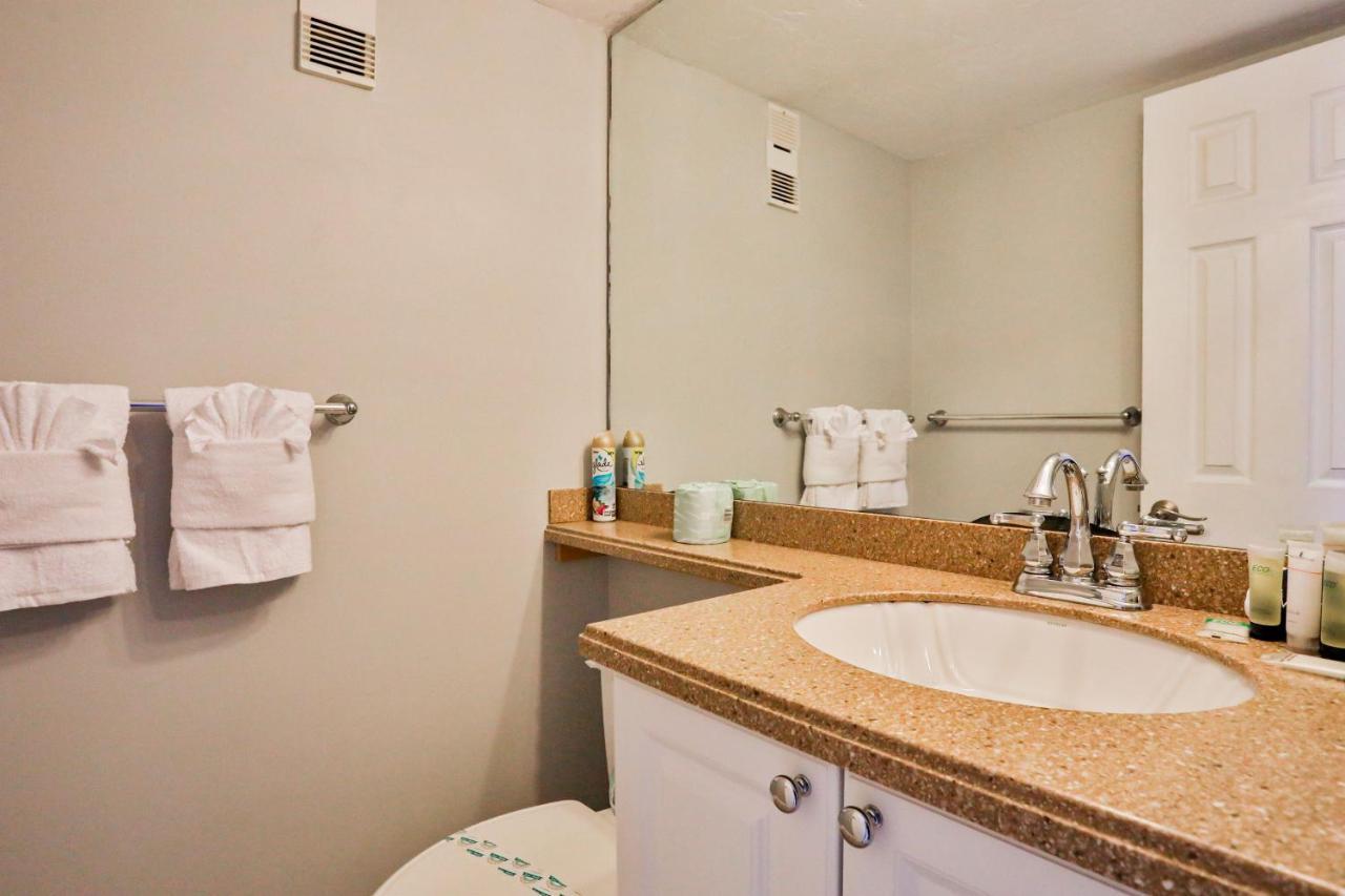 Apartment Midnight Cove Ii 823 Siesta Key
