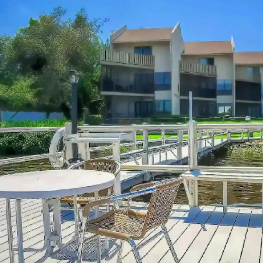 Sarasota Pool * Siesta Key