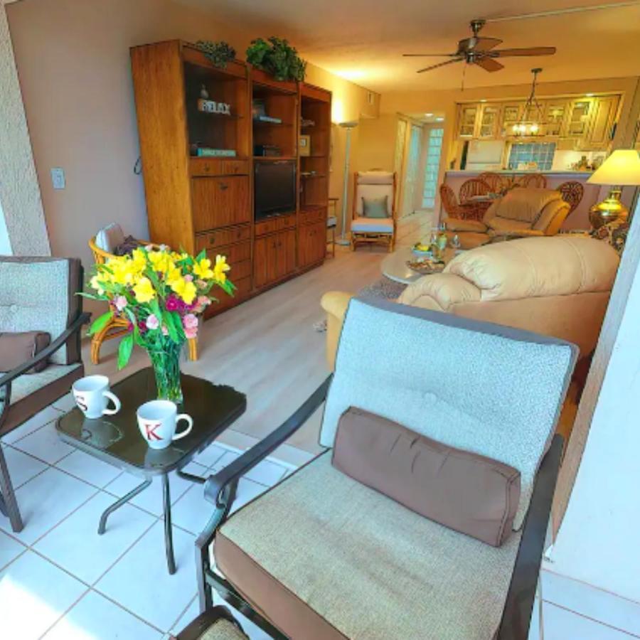 Sarasota Pool Apartment *