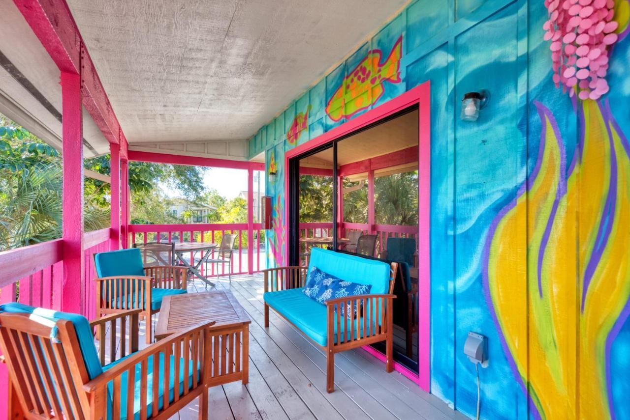 Pink Flamingo Unit, Steps To Beach, Village & Pet-friendly * Siesta Key
