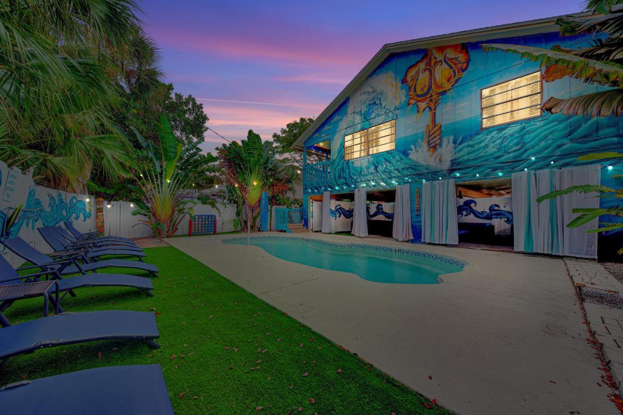 Holiday home Jellyfish-flamingo House, Amazing Location On & Walk To Village Siesta Key