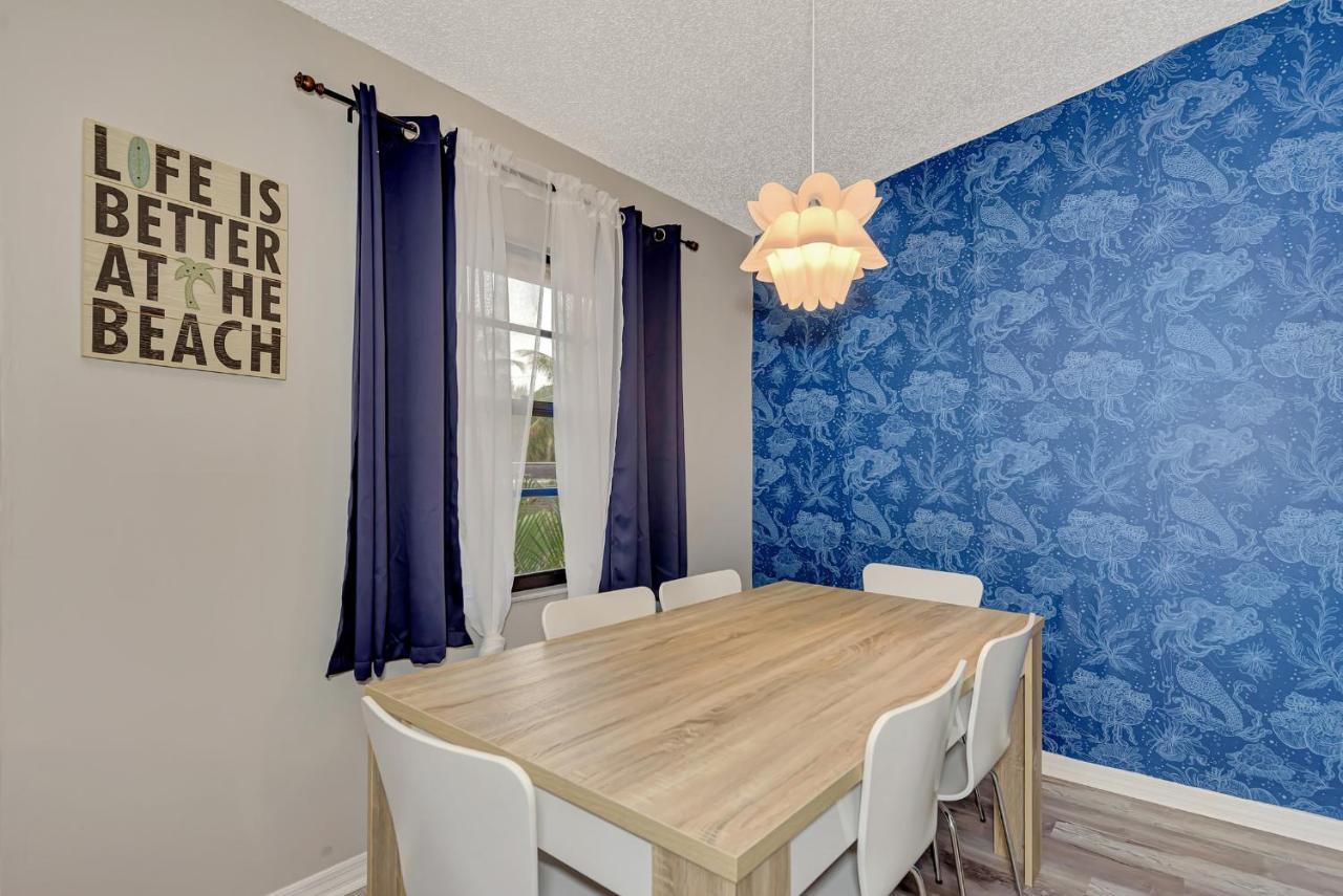 Jellyfish-flamingo House, Amazing Location On & Walk To Village * Siesta Key
