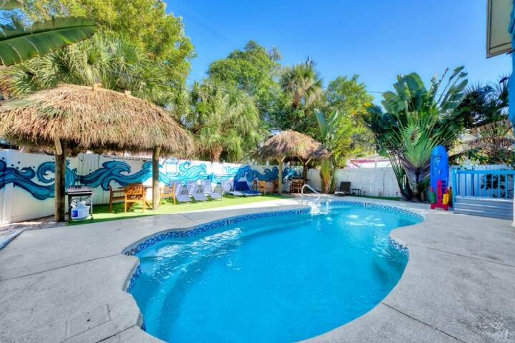 Jellyfish-flamingo House, Amazing Location On & Walk To Village * Siesta Key