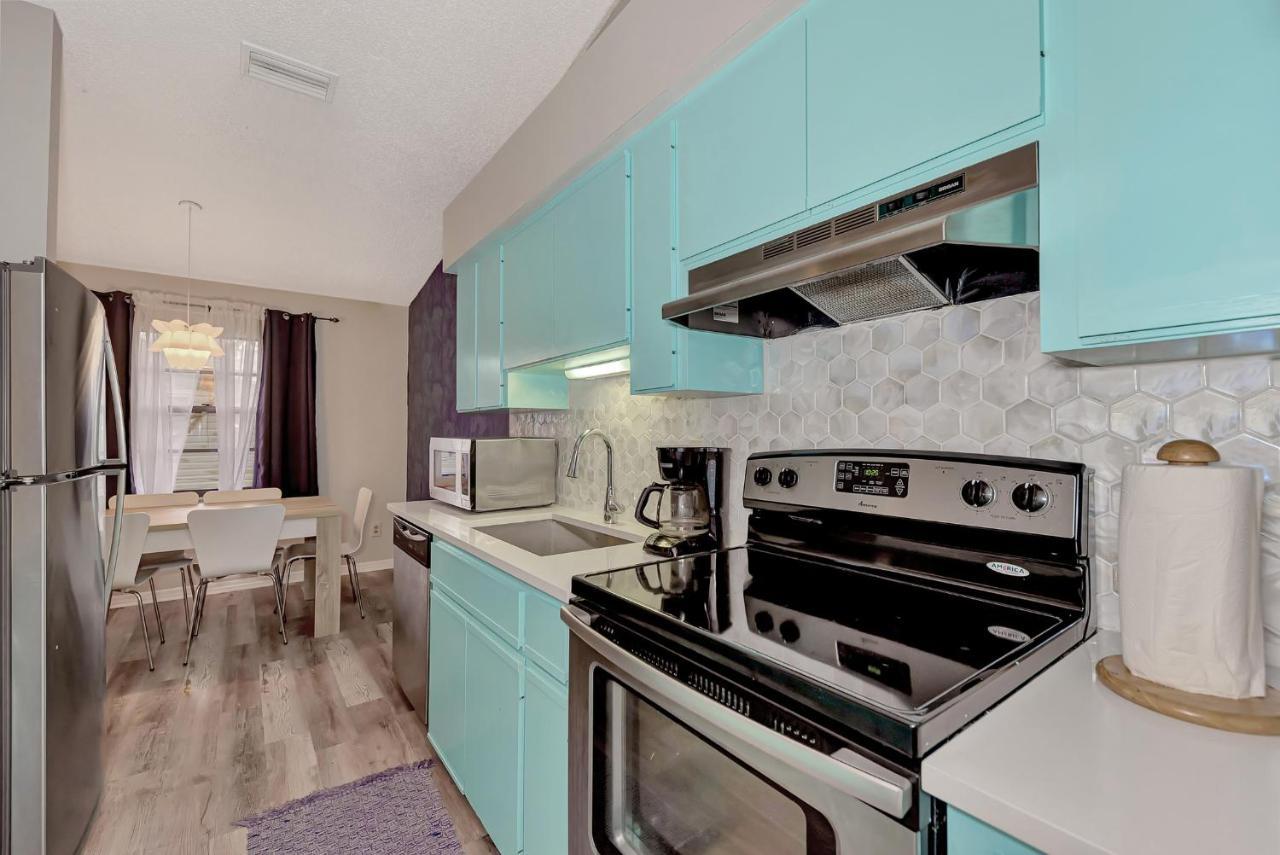 Jellyfish-flamingo House, Amazing Location On & Walk To Village Holiday home Siesta Key