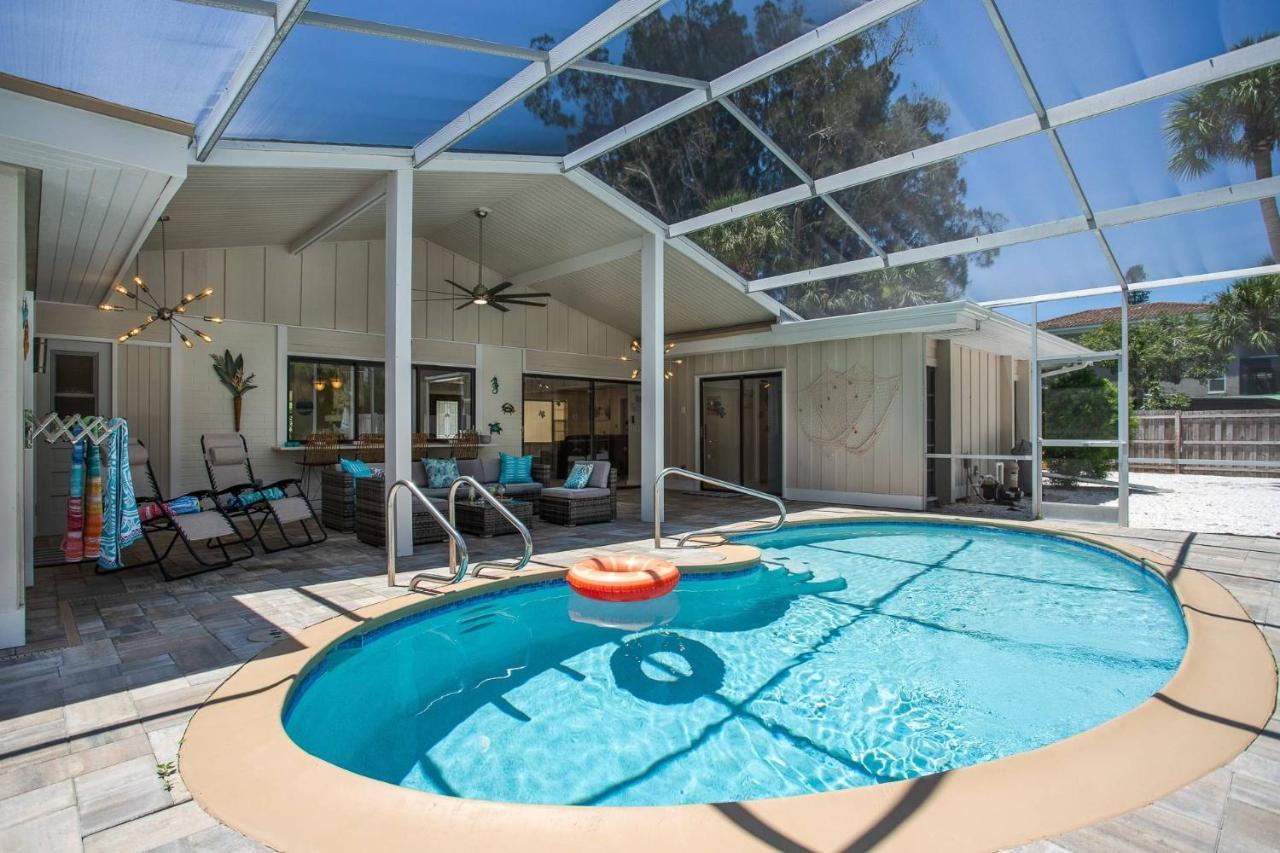 Sunkissed Pool Holiday home *