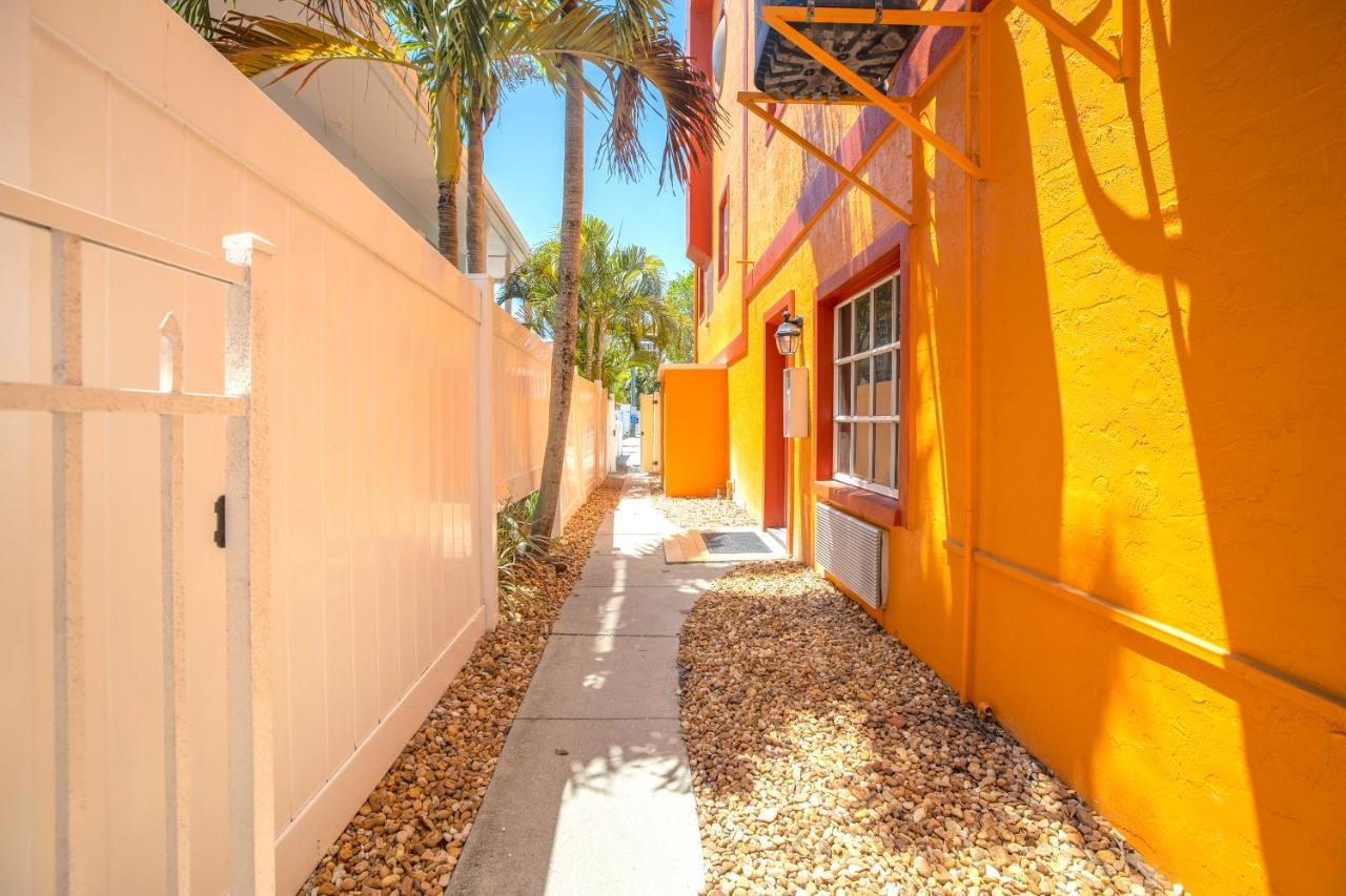 The Big Orange 1br Turtle *