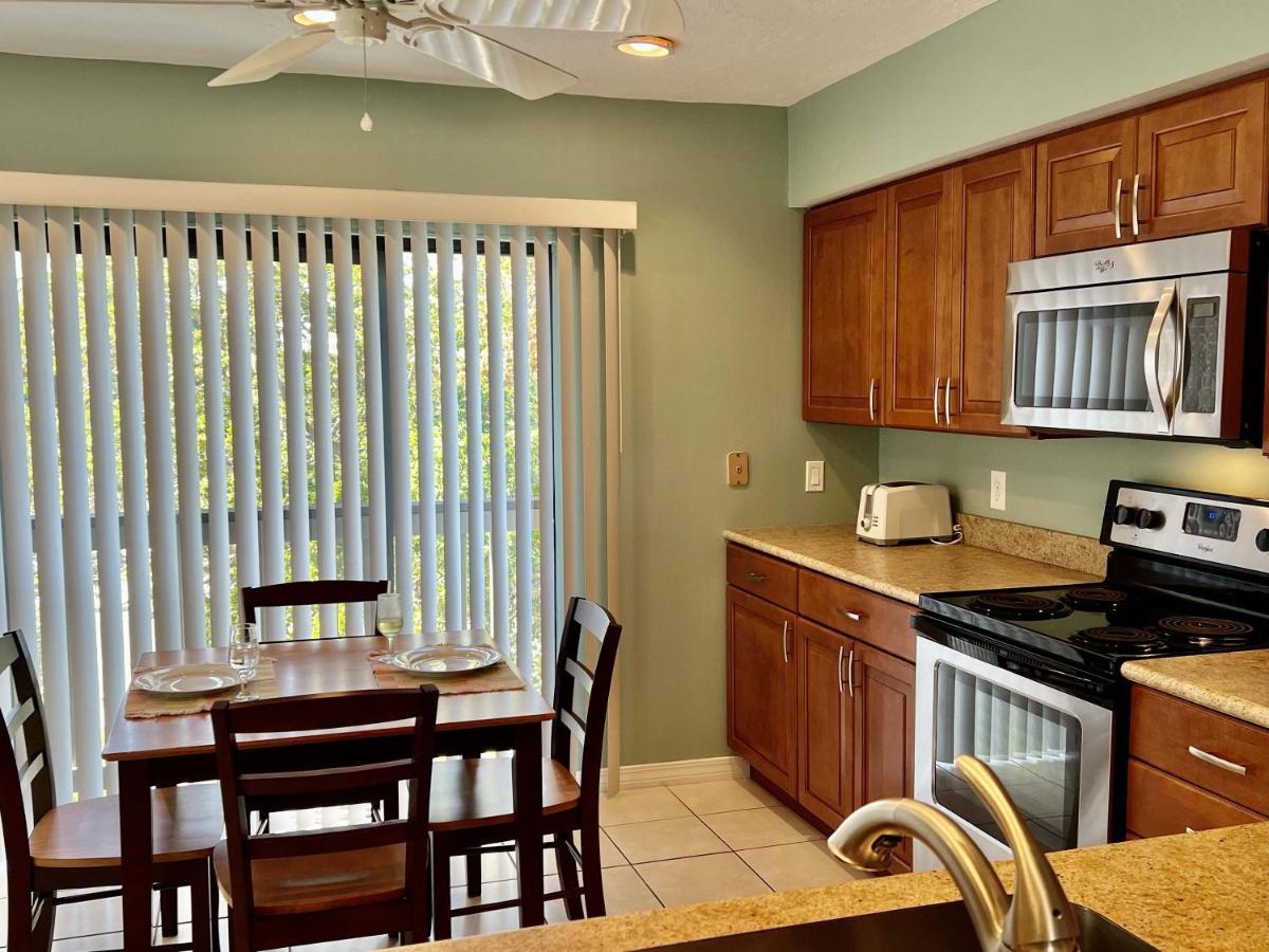 Our House At The Beach 222, Sleeps 4, 2 Bedroom, Tennis, Heated Pool Apartment