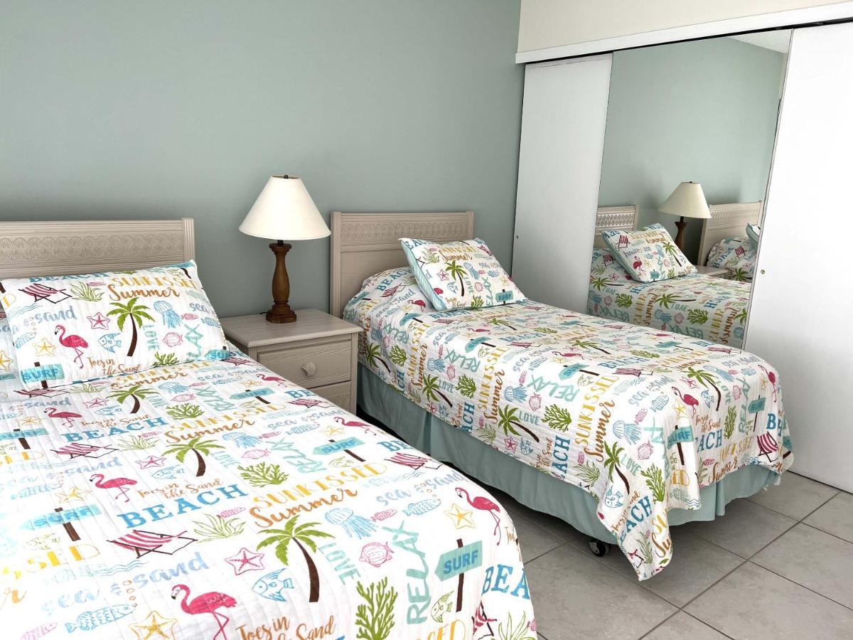 Apartment Our House At The Beach 222, Sleeps 4, 2 Bedroom, Tennis, Heated Pool Siesta Key