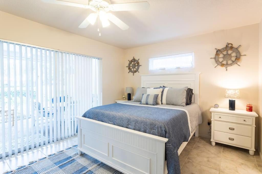 Recently Updated Cozy Holiday home