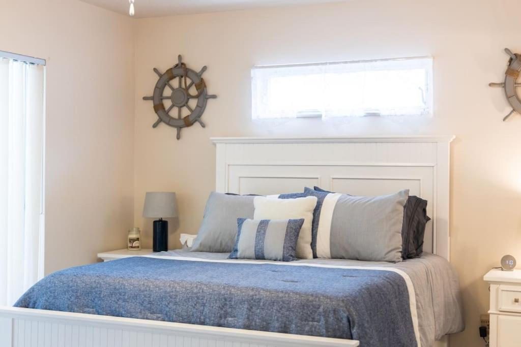 Recently Updated Cozy Holiday home *