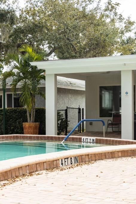 Recently Updated Cozy Siesta Key