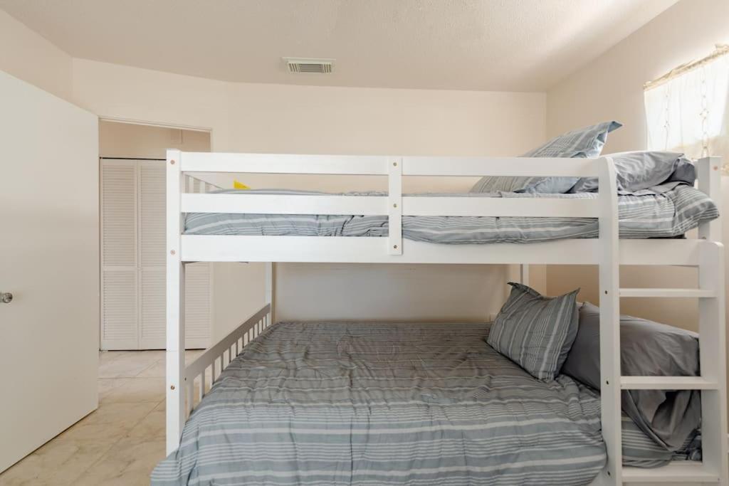 Holiday home Recently Updated Cozy Siesta Key