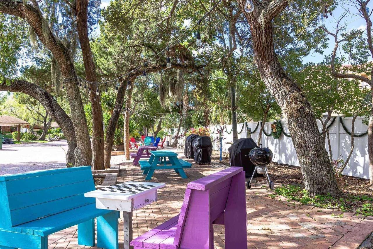 Midnight Cove Ii Ground Level Close To Pool Holiday home Siesta Key