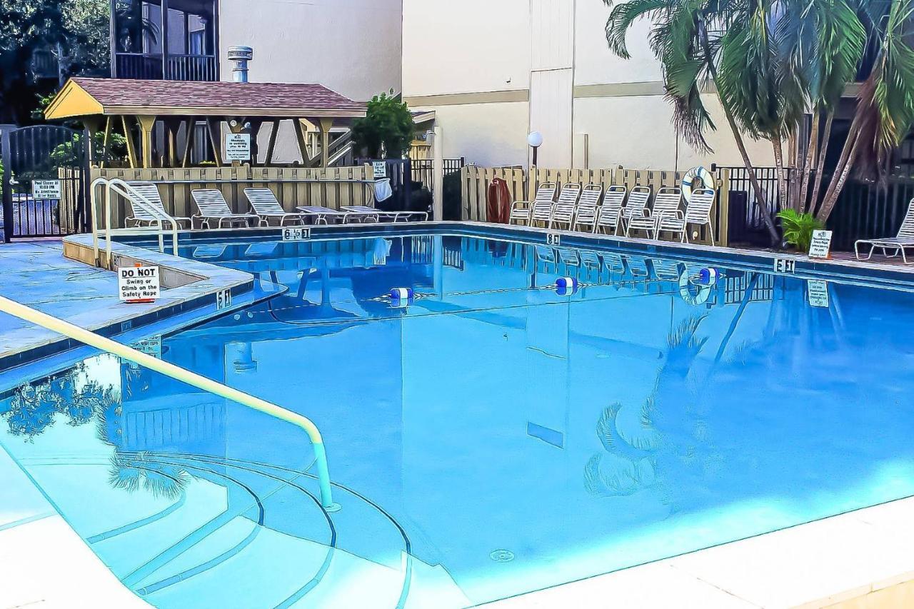 Bay Oaks On The Bay 3rd Floor * Siesta Key