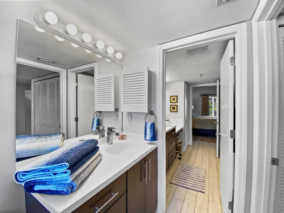 Bayside Pointe Apartment