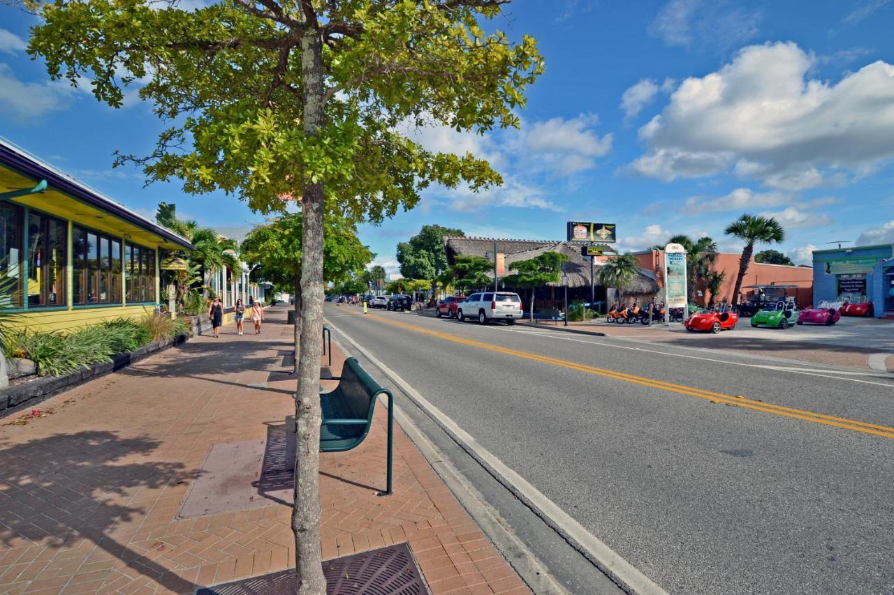 Bayside Pointe