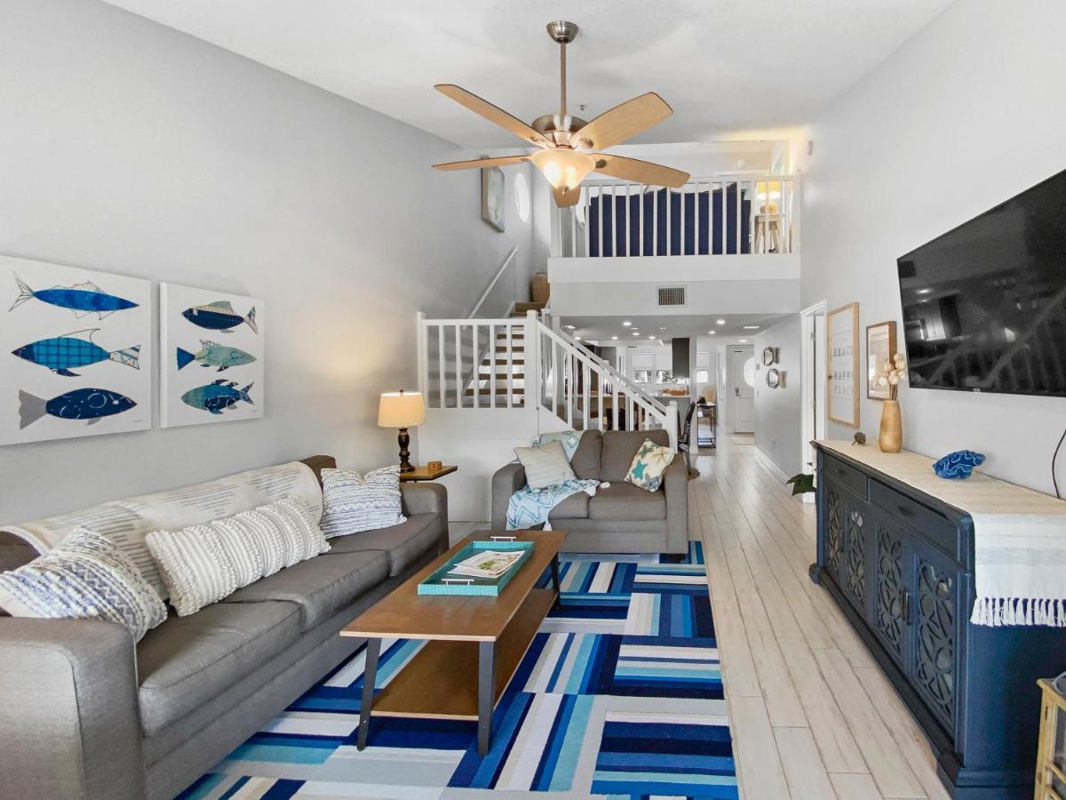 Bayside Pointe Apartment