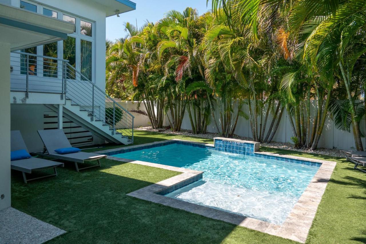 Southern Exposure Siesta Key