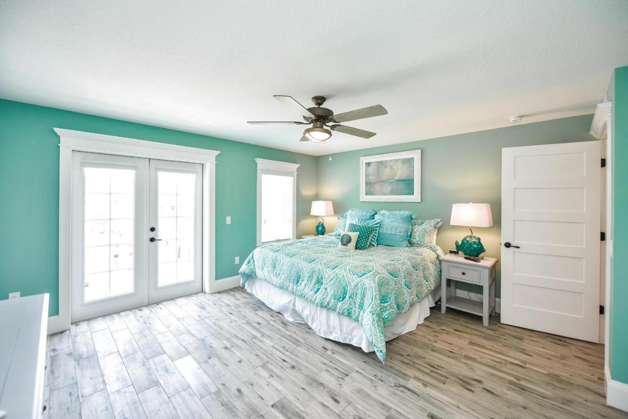 Aloft On Canal * Siesta Key
