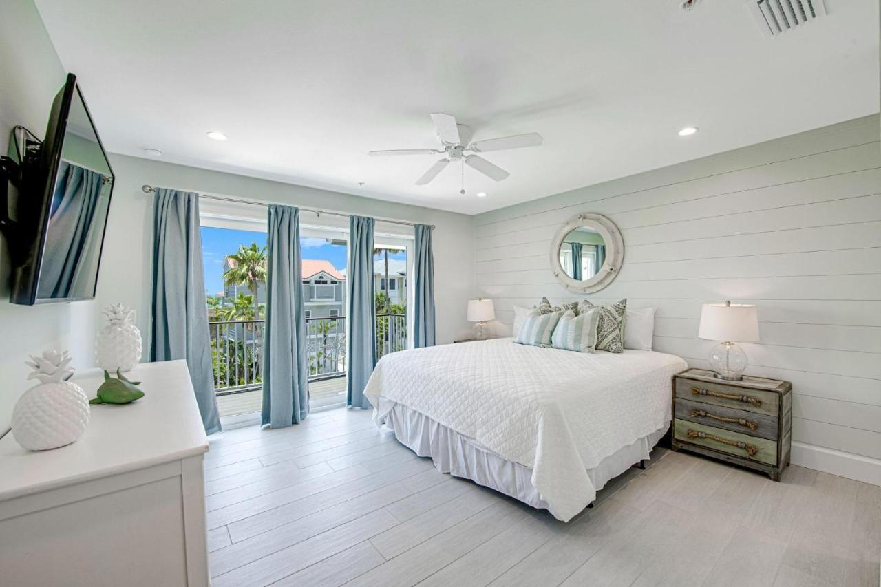 Ocean Overlook * Siesta Key