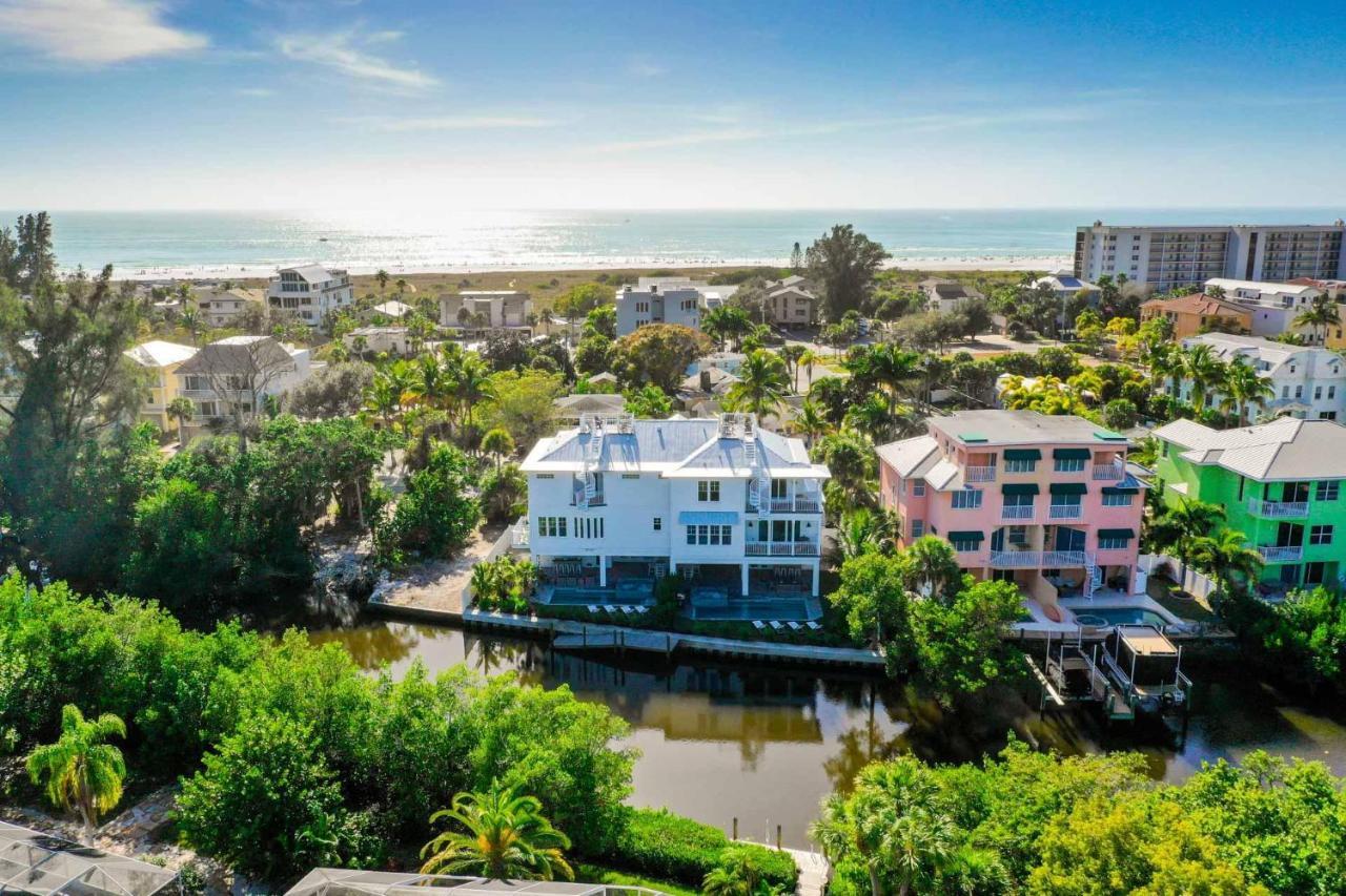 Holiday home Salty Dog