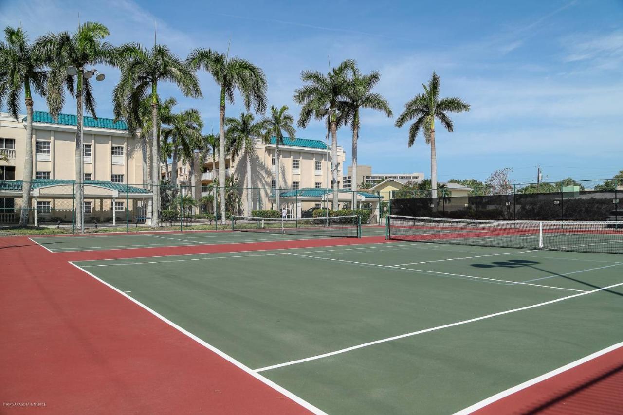 Palm Bay Club Bayside Closest To Gulf
