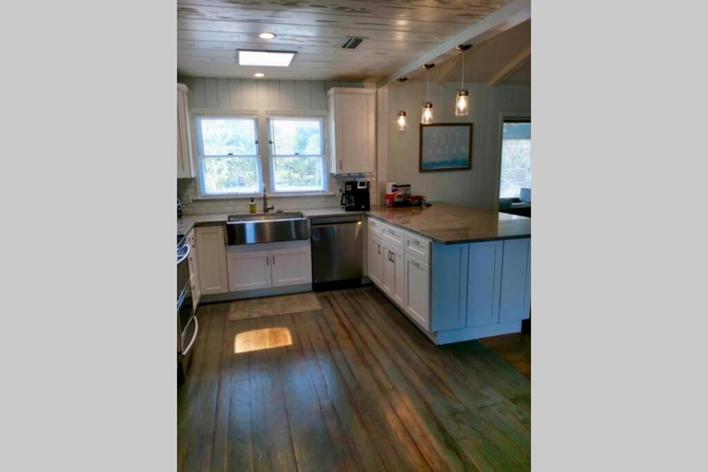 One-of-a-kindbeach, Village, Dock & Private Pool! Siesta Key