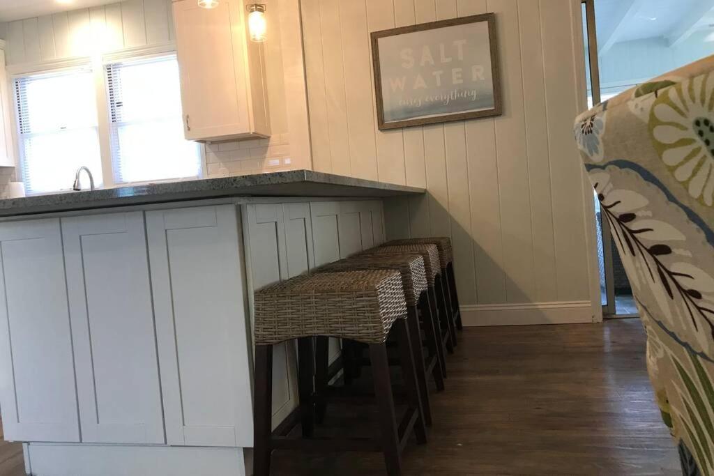 One-of-a-kindbeach, Village, Dock & Private Pool!