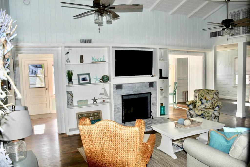 One-of-a-kindbeach, Village, Dock & Private Pool! Siesta Key