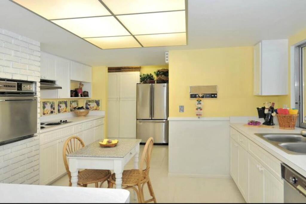 #1us Pool House Holiday home *