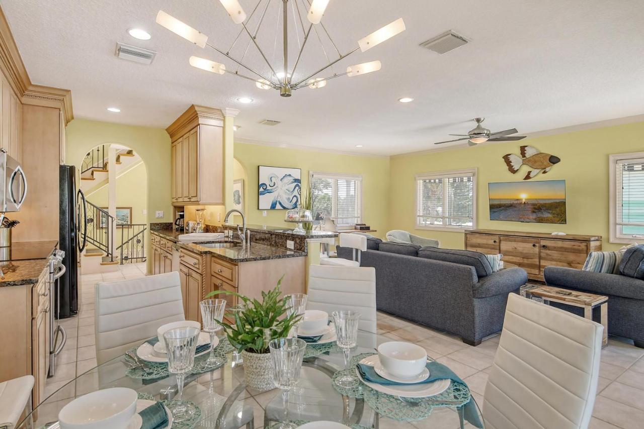 Monarch - 5542 W * Siesta Key