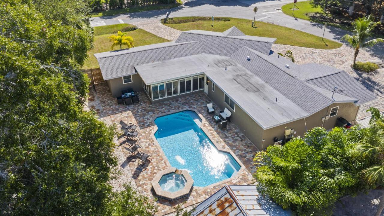 Holiday home Coral Breeze - 4576