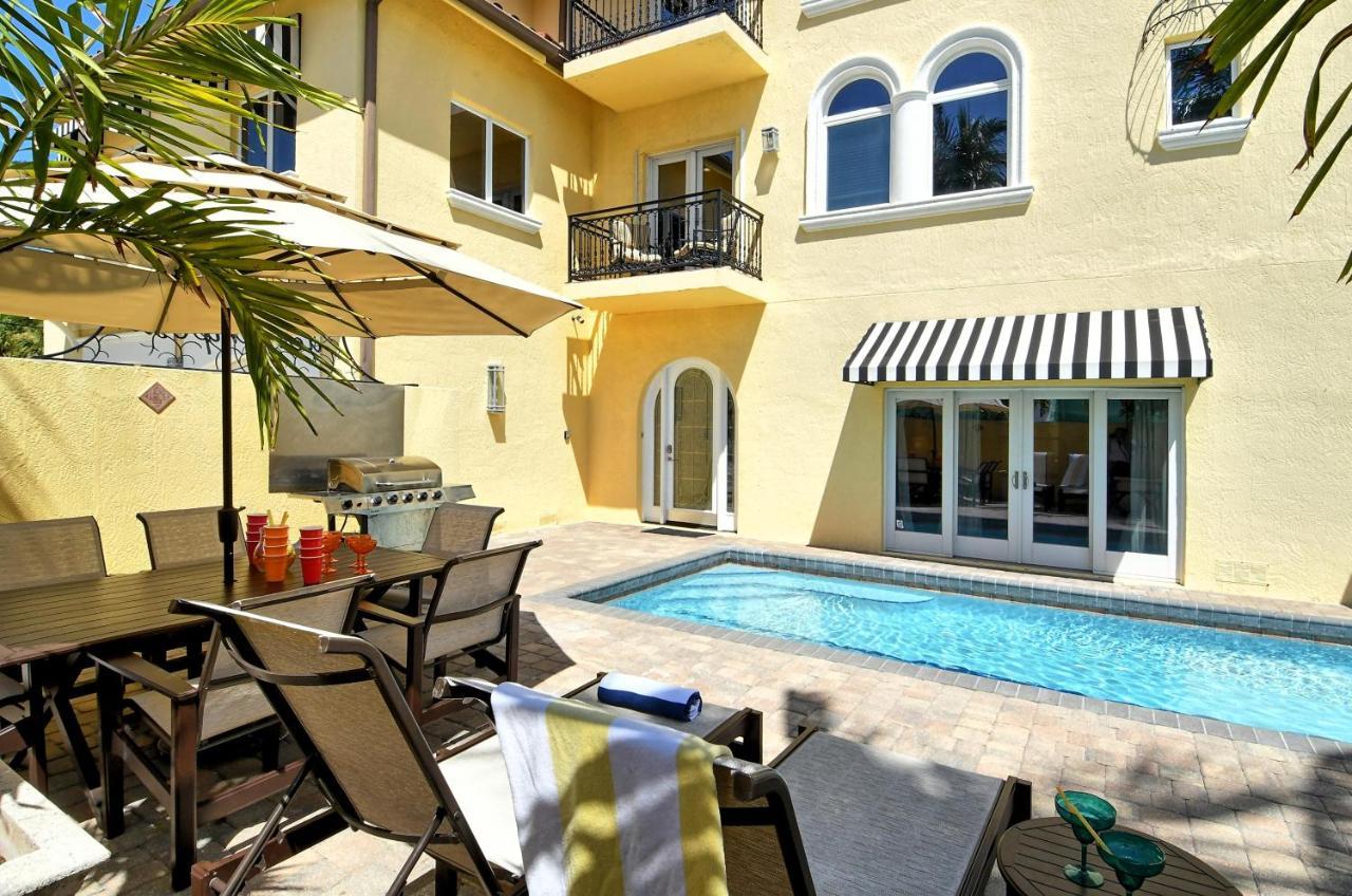 Monarch - 5542 W Siesta Key