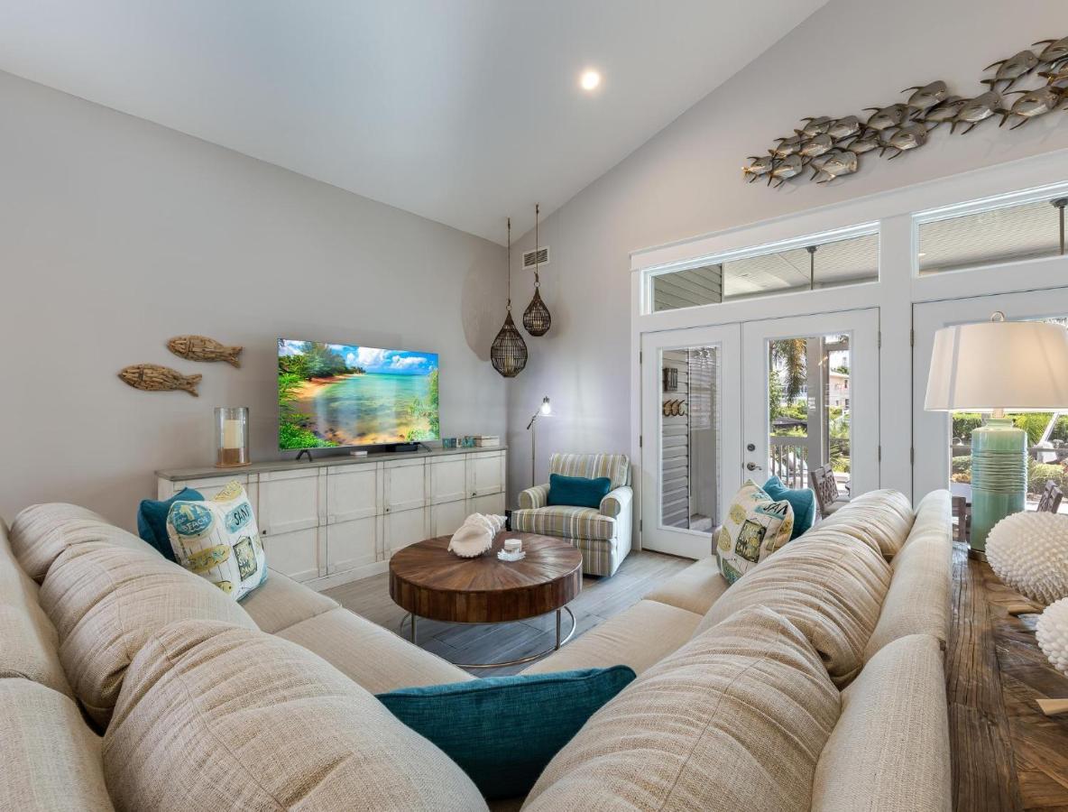 Isla - 86 Siesta Key
