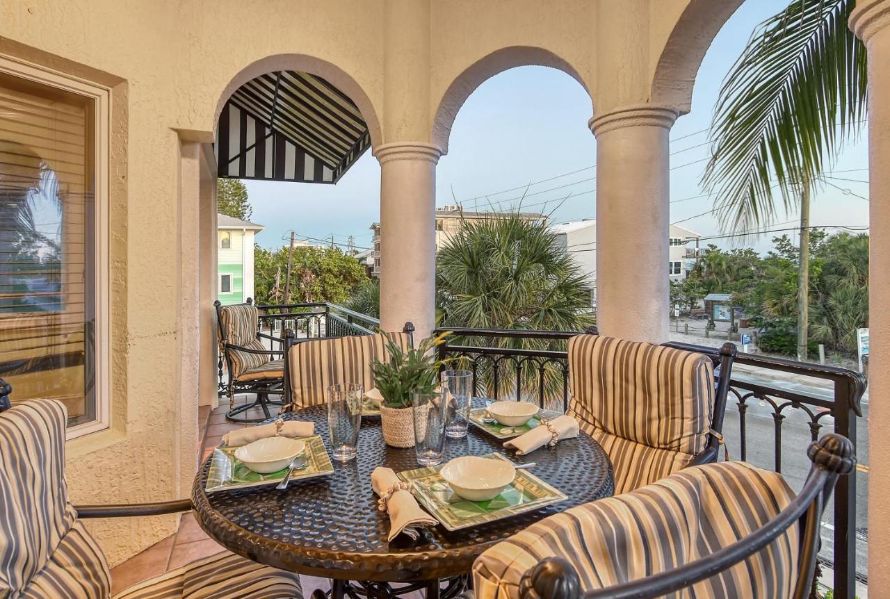 Monarch - 5542 W * Siesta Key